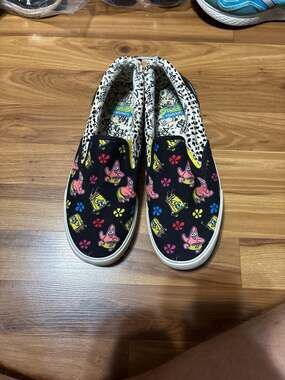 Spongebob Squarepants Slip On Canvas Men size 10